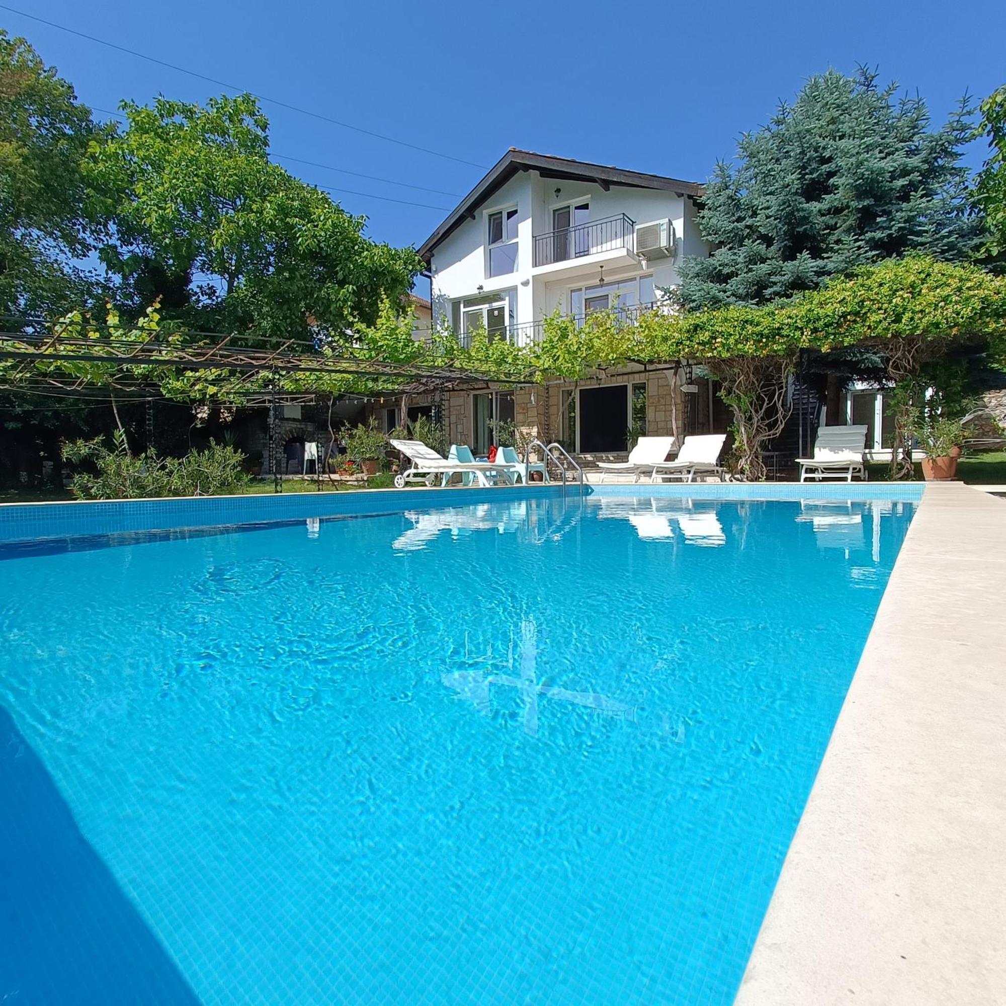 Villa Regina Serafina Balchik Exterior photo